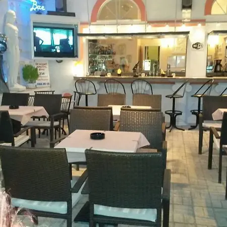 Elite Apartahotel Cos