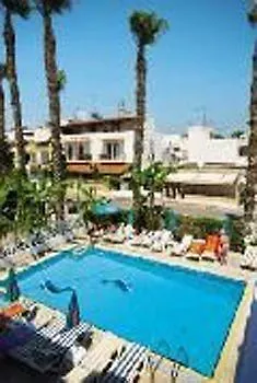 Elite Aparthotel