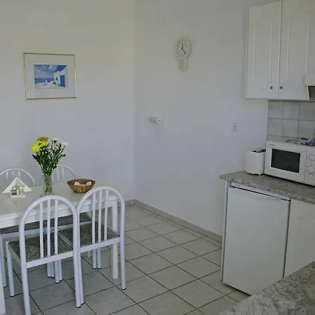 Elite Aparthotel 3*