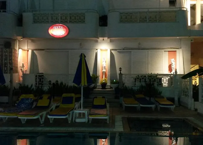 Elite 3* بلدة كوس